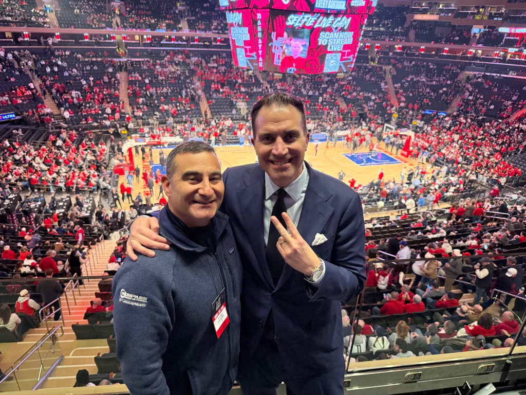 1473617530994796421(1) 1473617530994796421(1)